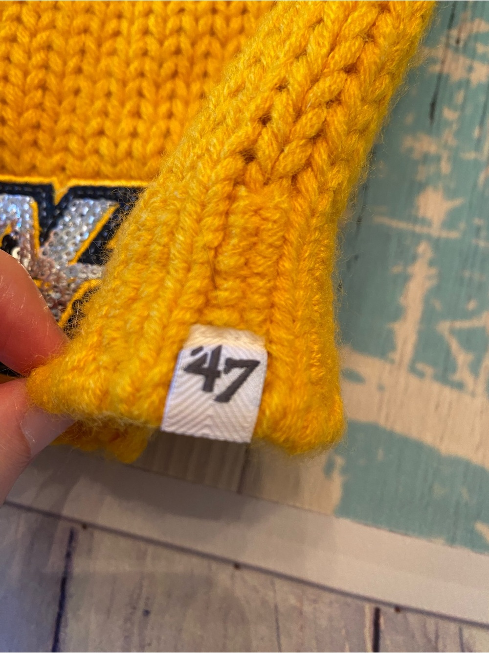 Nashville Predators Knit Pom Pom Beanie - Picture 5 of 10